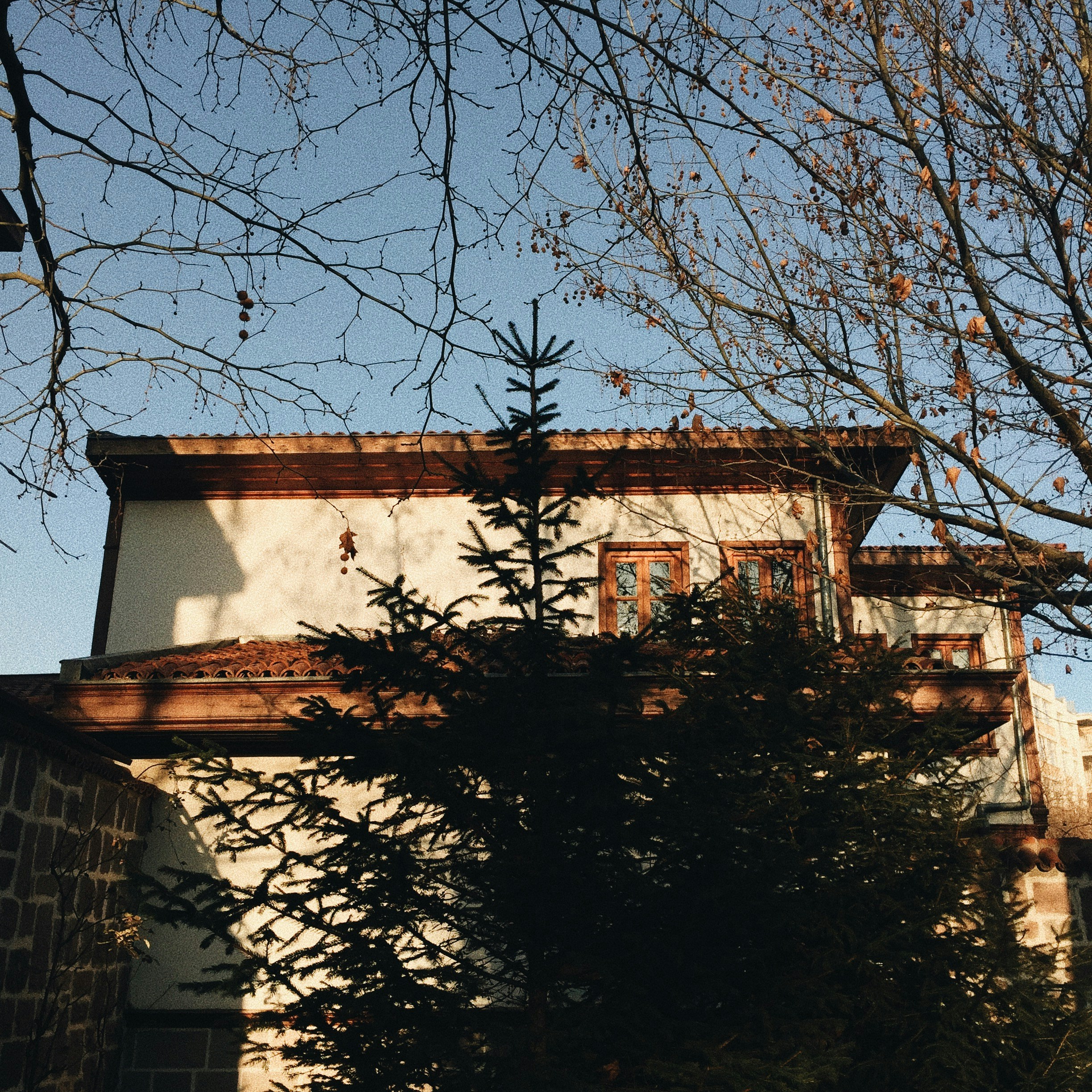 Read more about the article Do You Have Enough Home Insurance? A Beginner’s Guide to Reviewing Your Coverage.